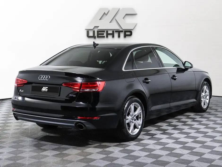 Audi A4, 2017 г.