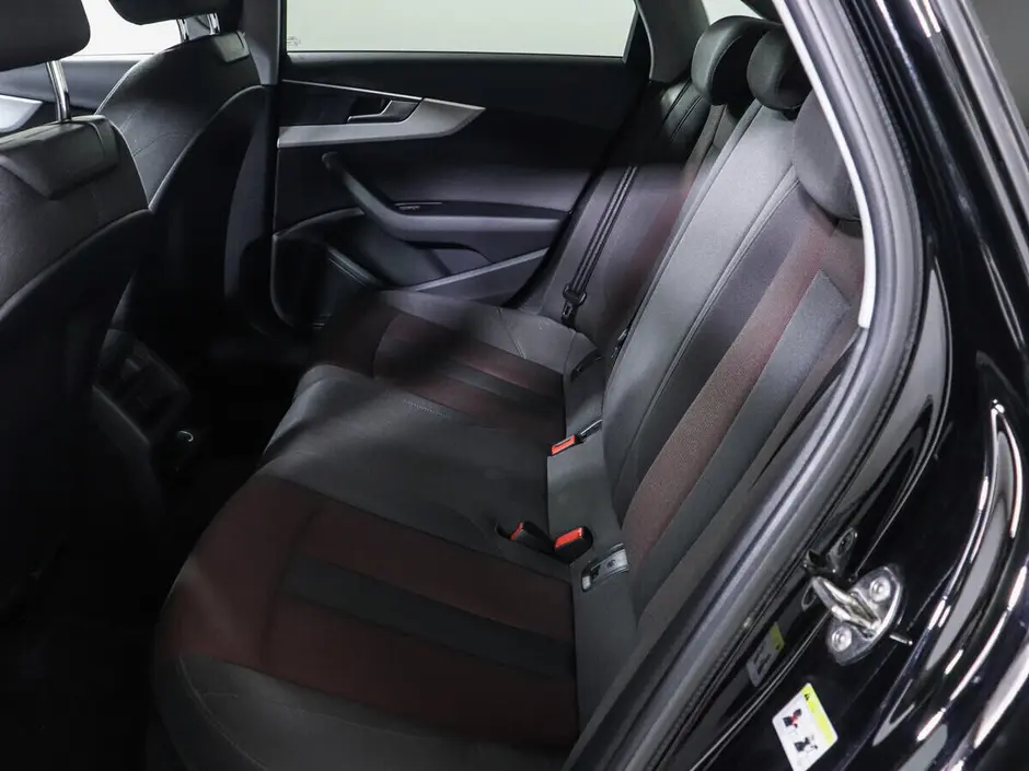 Audi A4, 2017 г.