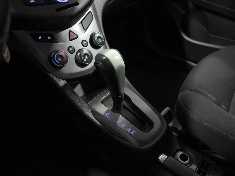 Chevrolet Aveo, 2012 г.