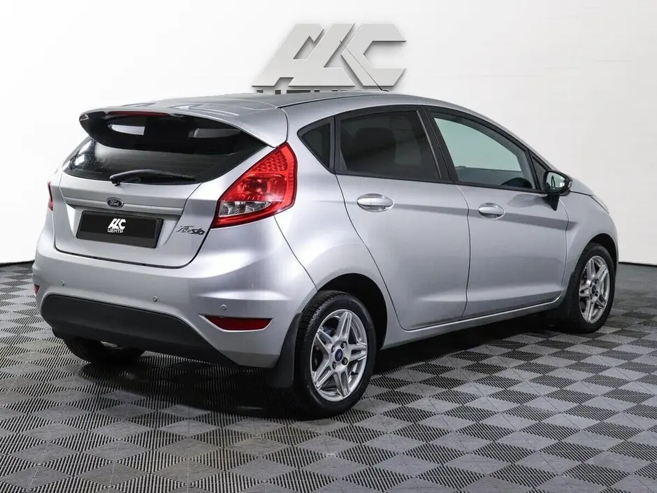 Ford Fiesta, 2010 г.