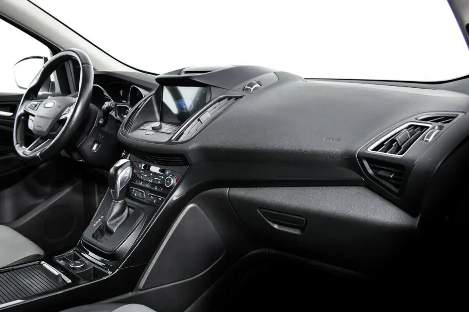 Ford Kuga, 2017 г.
