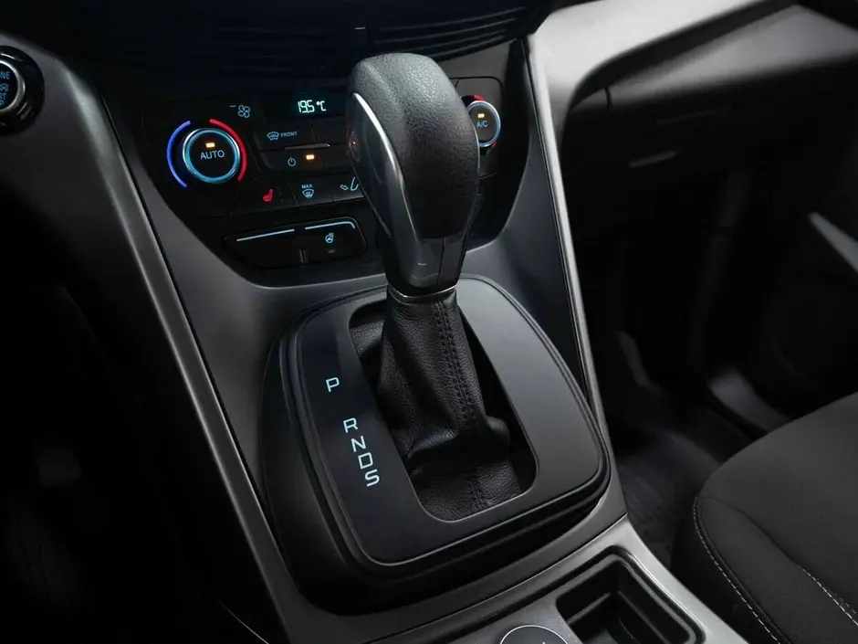 Ford Kuga, 2017 г.