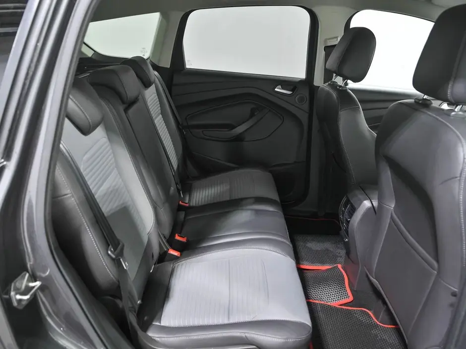 Ford Kuga, 2017 г.