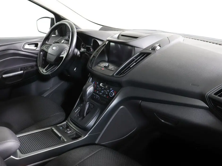 Ford Kuga, 2017 г.