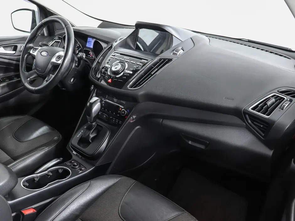 Ford Kuga, 2016 г.