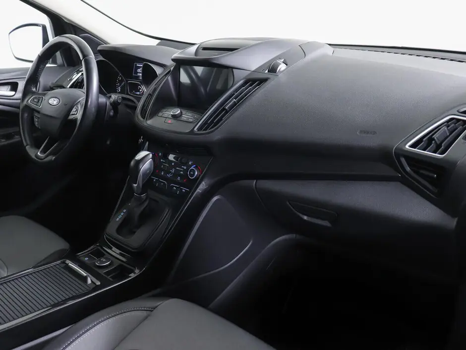 Ford Kuga, 2016 г.