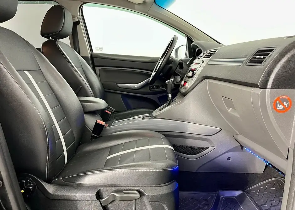 Ford Kuga, 2012 г.