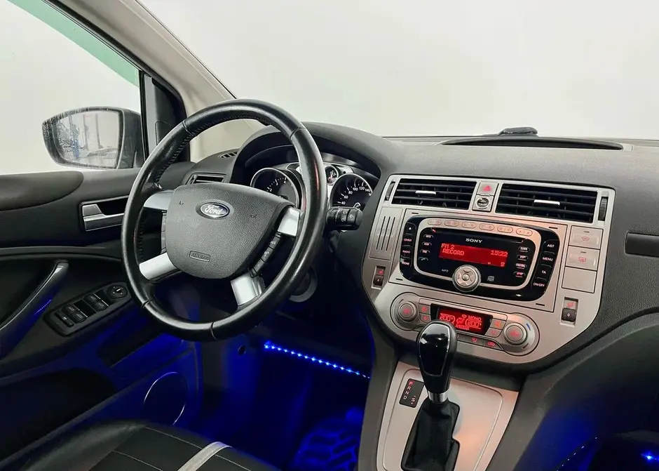 Ford Kuga, 2012 г.