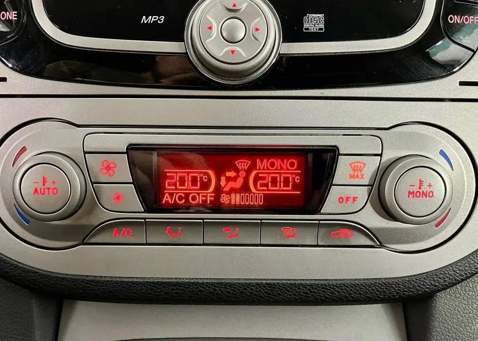 Ford Kuga, 2012 г.