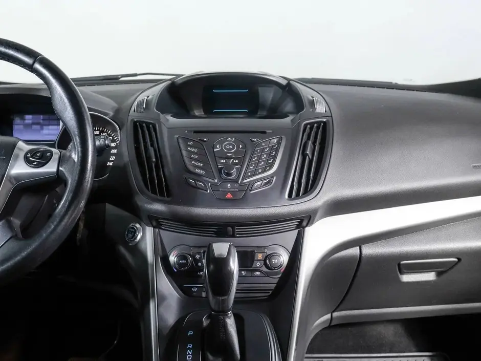 Ford Kuga, 2015 г.