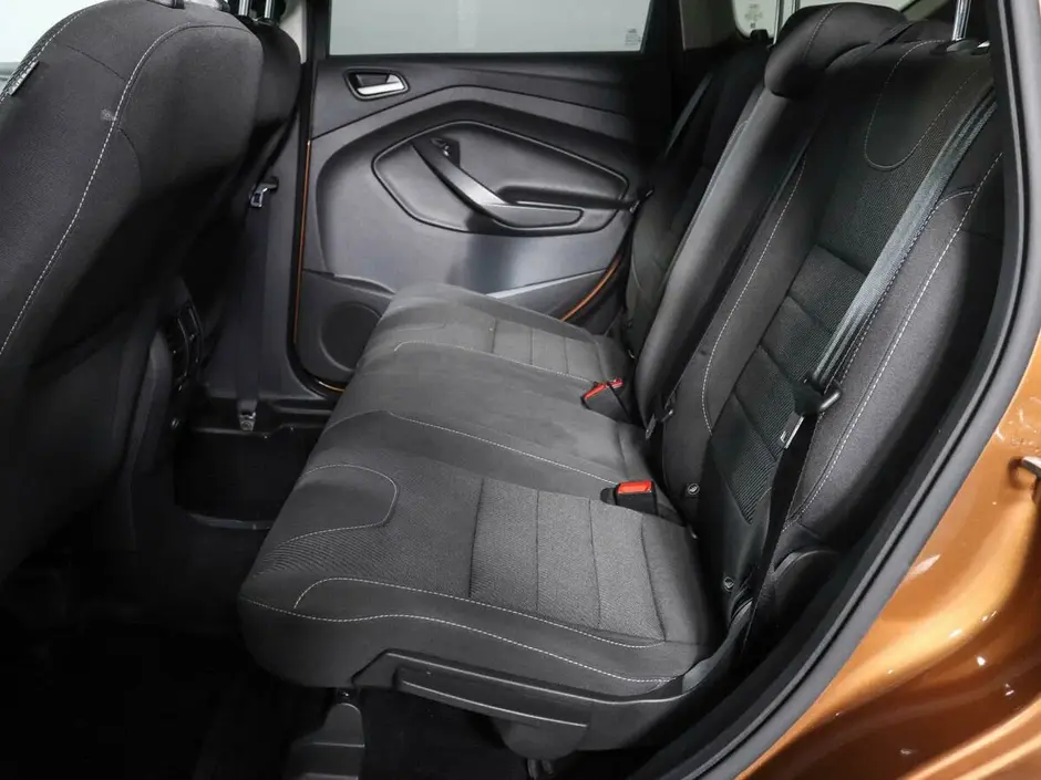 Ford Kuga, 2015 г.