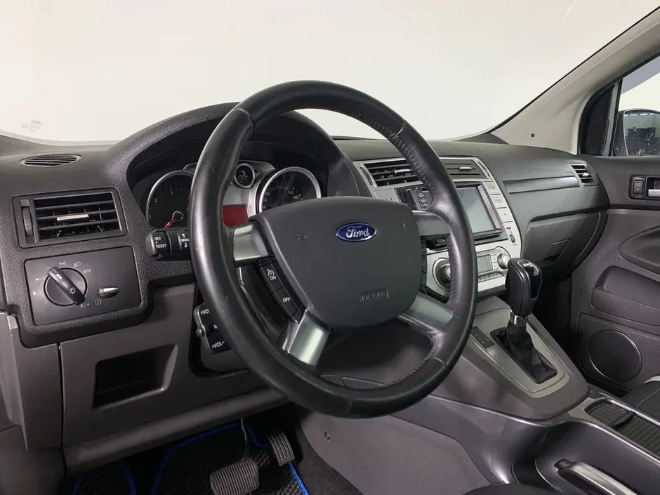 Ford Kuga, 2012 г.