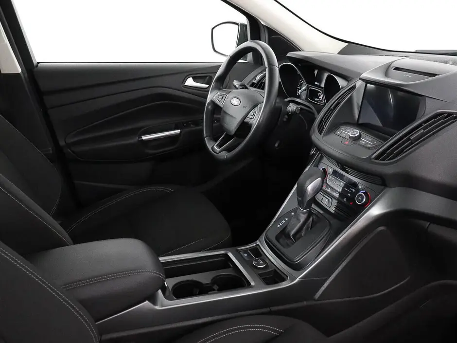 Ford Kuga, 2019 г.