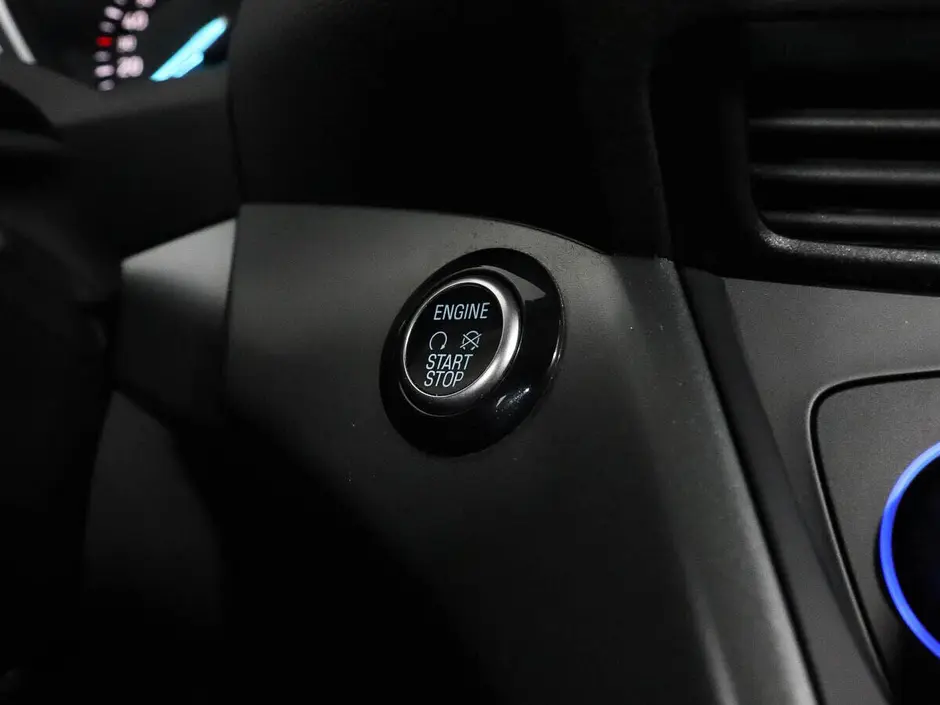 Ford Kuga, 2019 г.