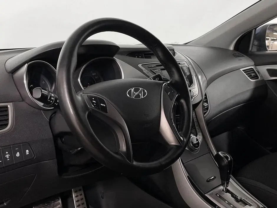 Hyundai Elantra, 2011 г.