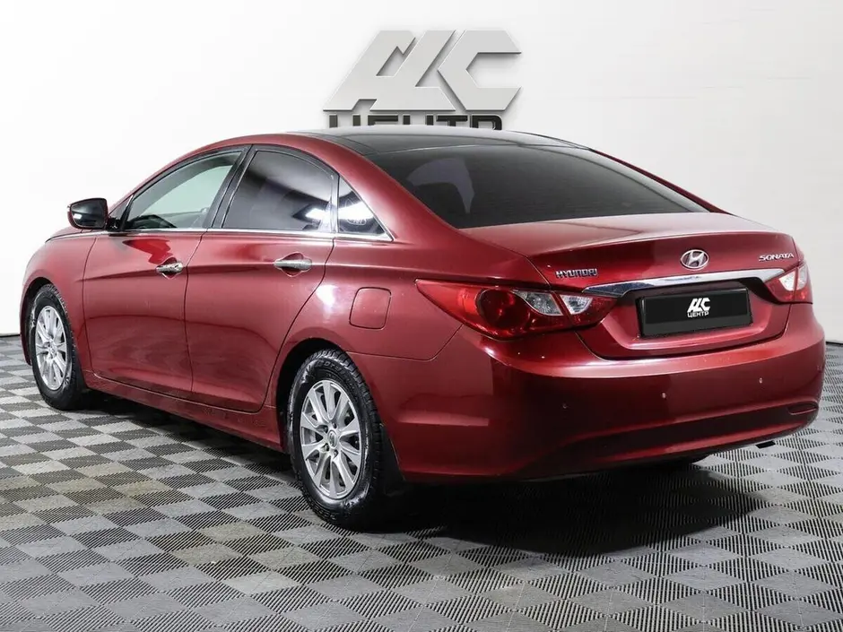 Hyundai Sonata, 2010 г.