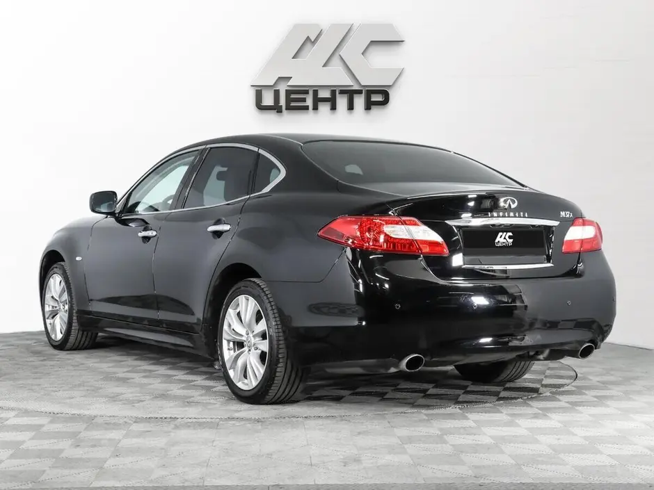 Infiniti M, 2010 г.