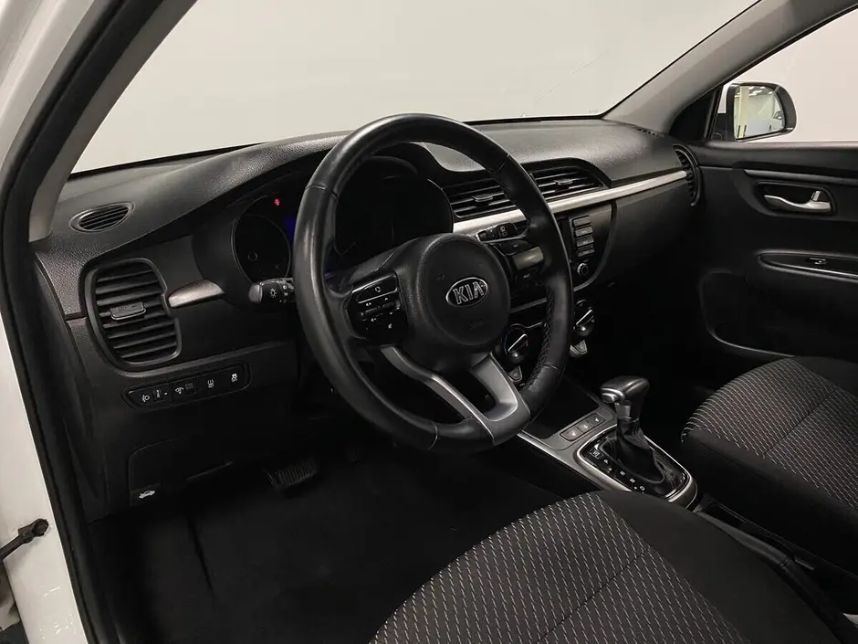 Kia Rio X-Line, 2020 г.
