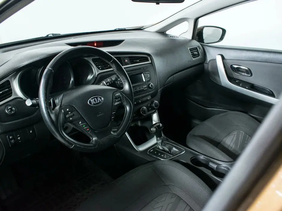Kia Ceed, 2015 г.