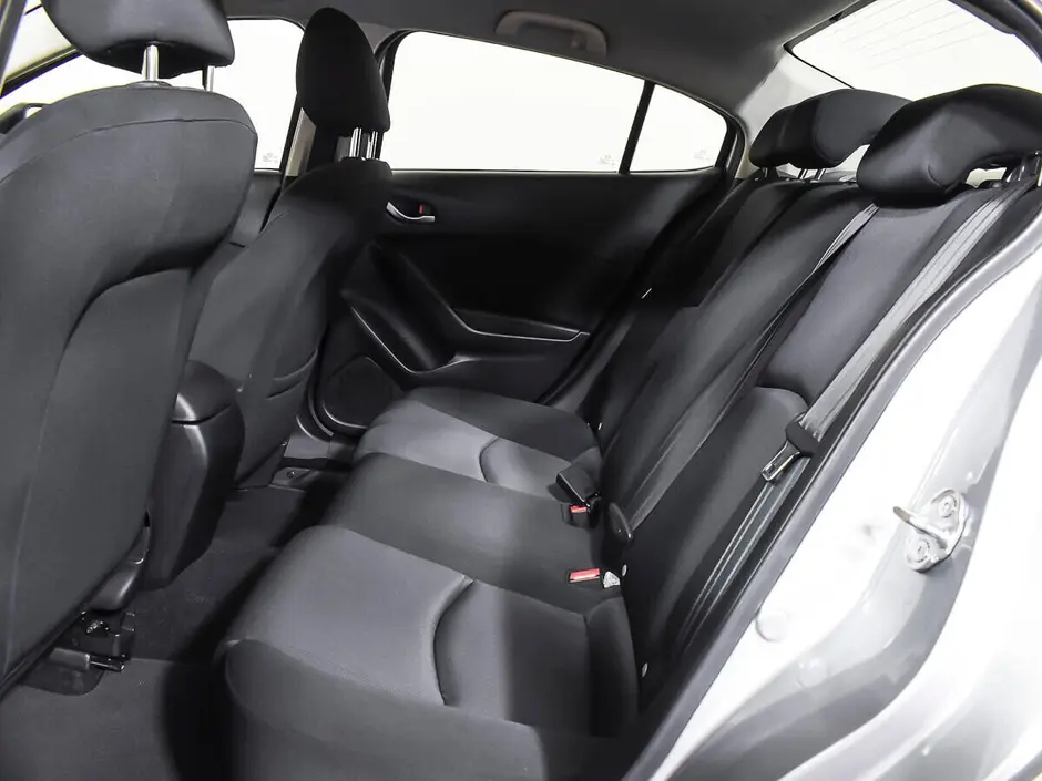 Mazda 3, 2015 г.