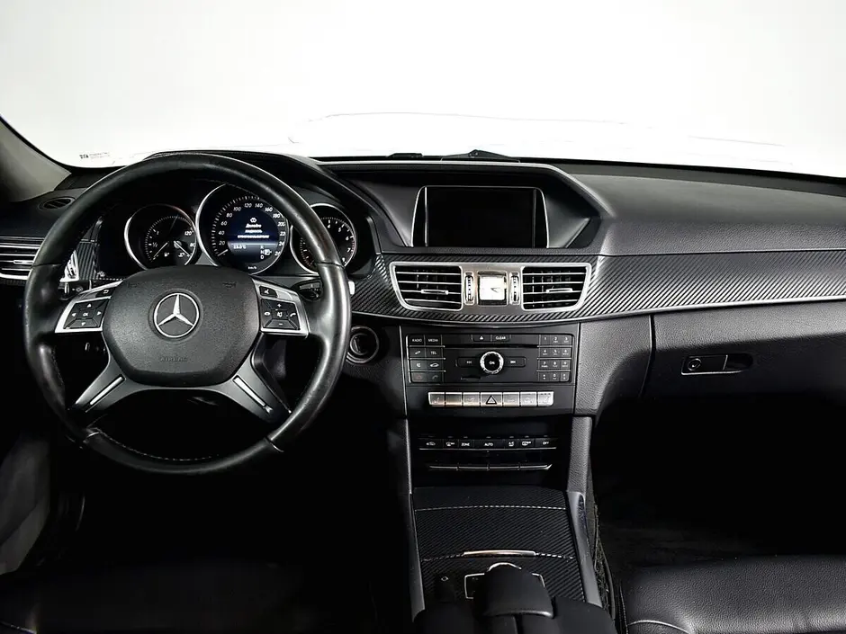 Mercedes-Benz E-Класс, 2015 г.