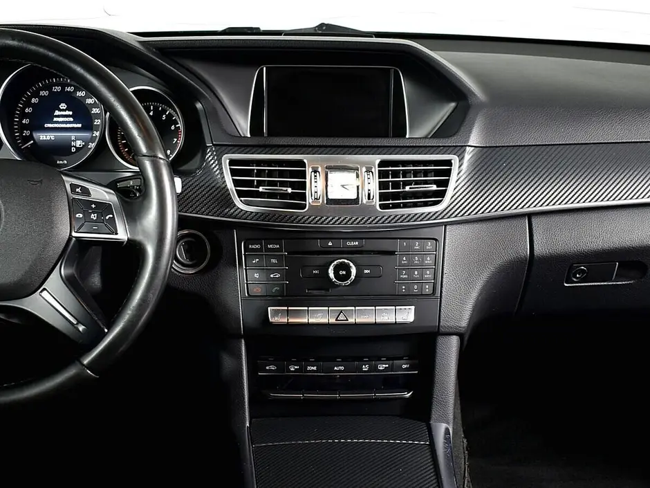 Mercedes-Benz E-Класс, 2015 г.
