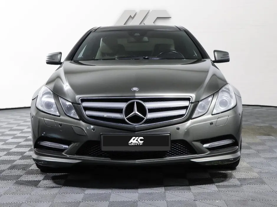 Mercedes-Benz E-Класс, 2011 г.