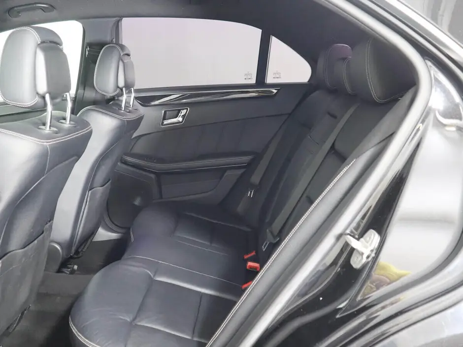 Mercedes-Benz E-Класс, 2010 г.