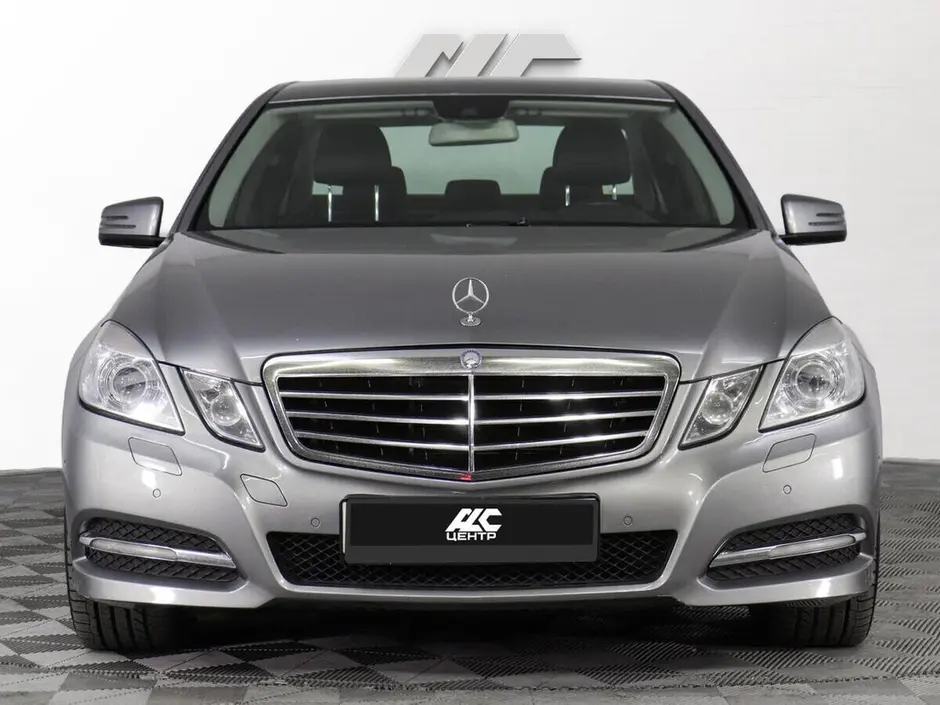 Mercedes-Benz E-Класс, 2012 г.