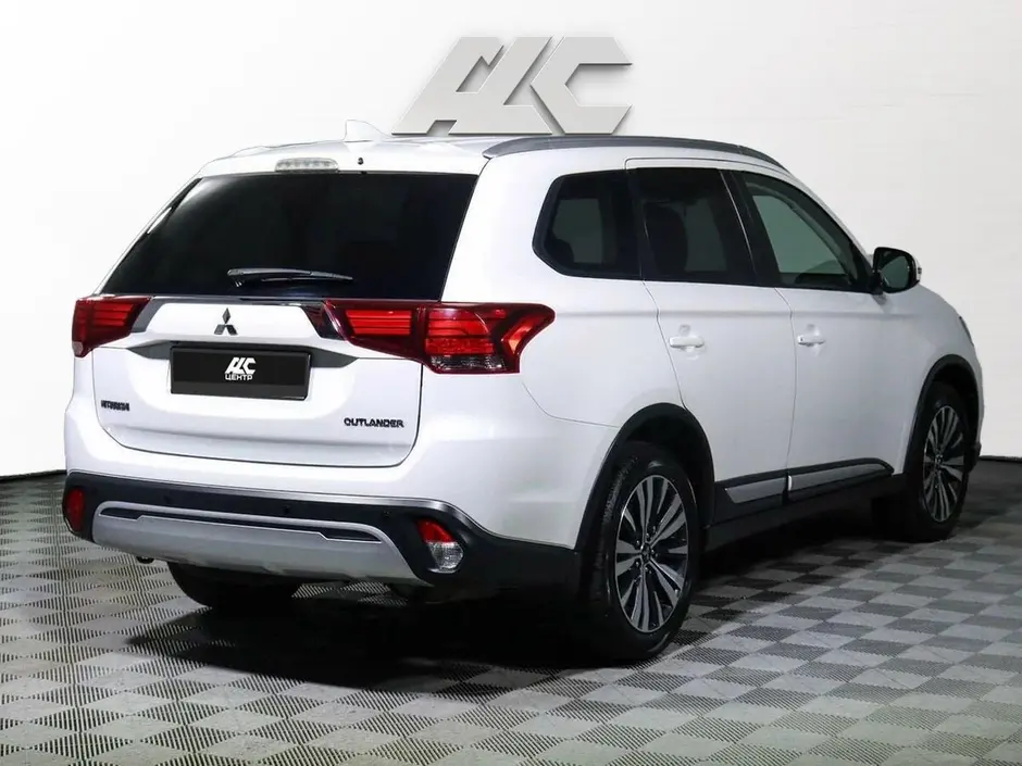 Mitsubishi Outlander, 2019 г.
