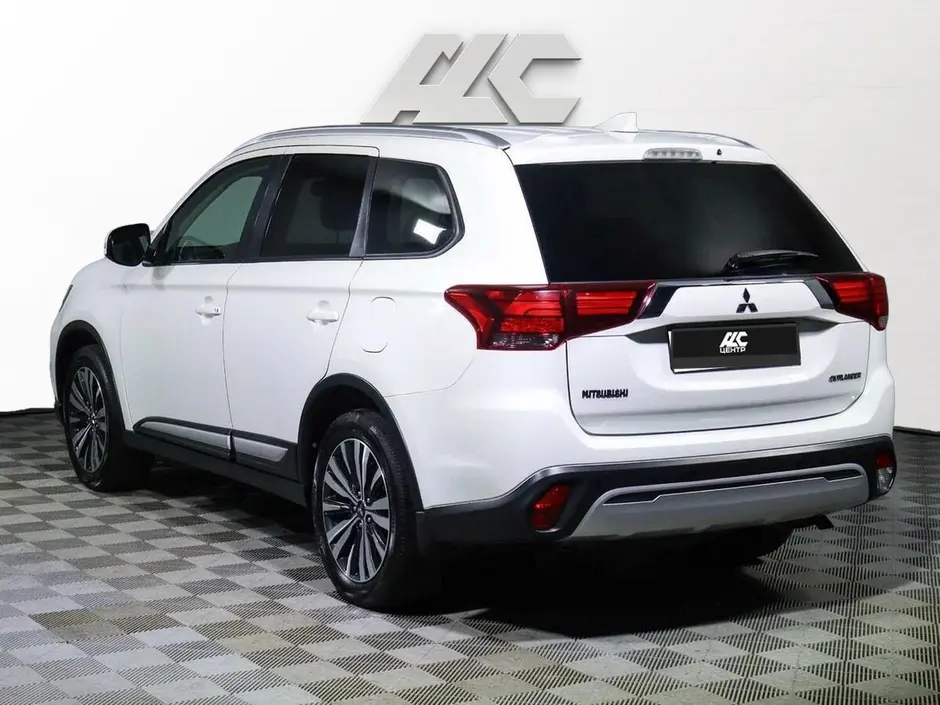 Mitsubishi Outlander, 2019 г.
