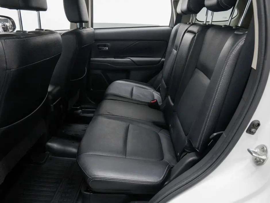 Mitsubishi Outlander, 2014 г.