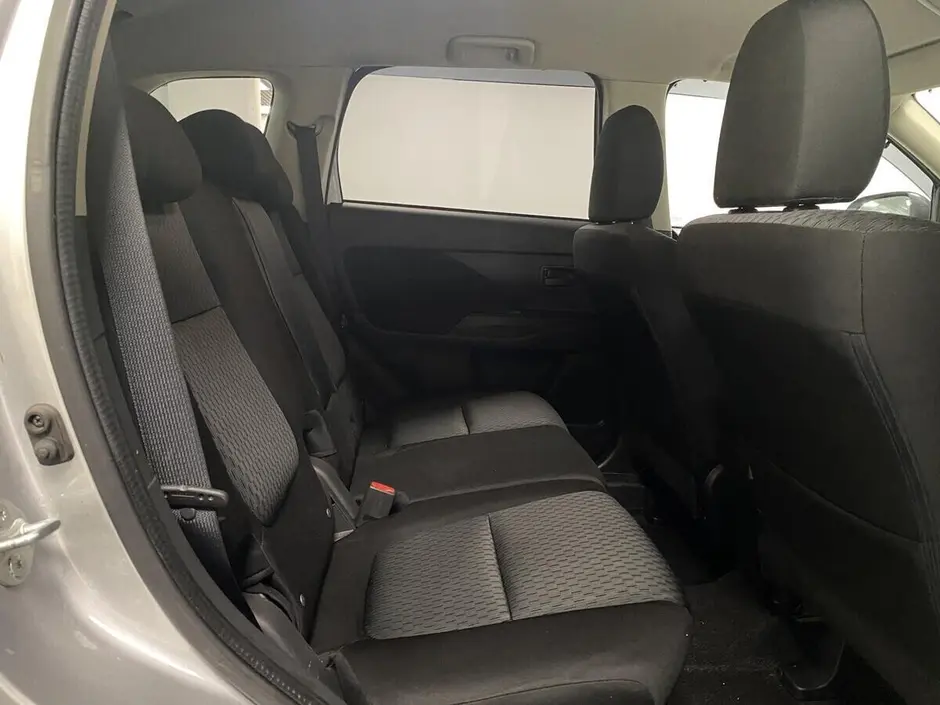 Mitsubishi Outlander, 2015 г.