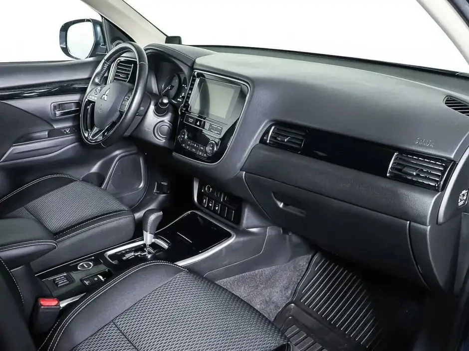 Mitsubishi Outlander, 2019 г.