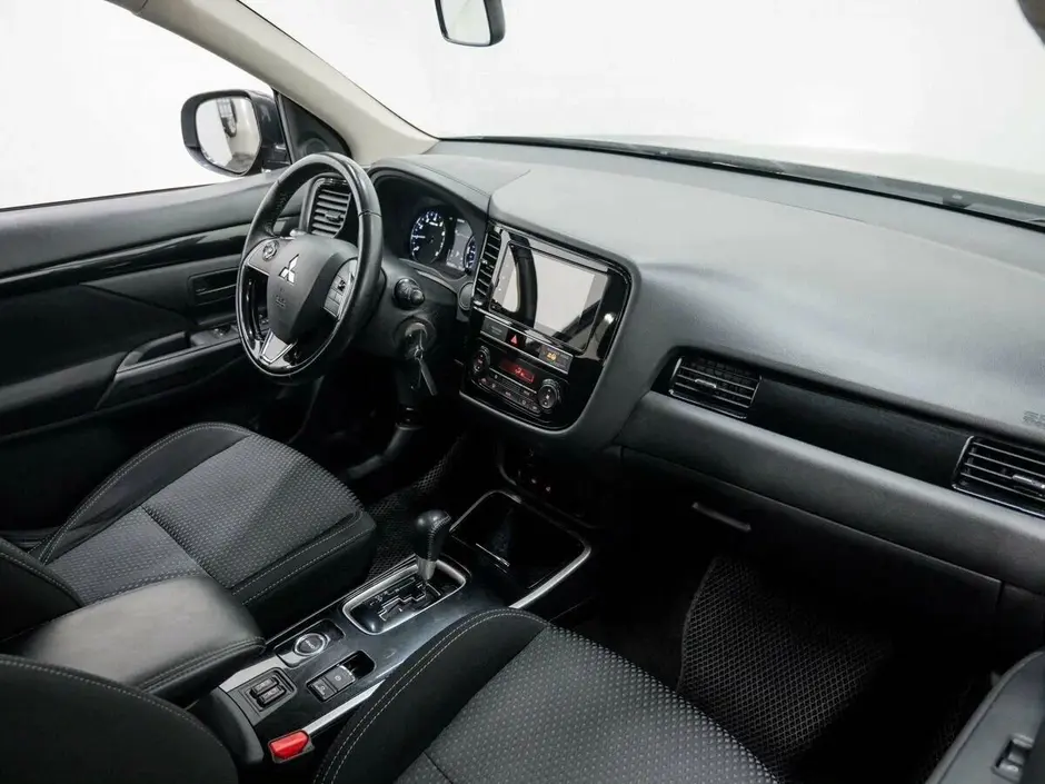 Mitsubishi Outlander, 2018 г.
