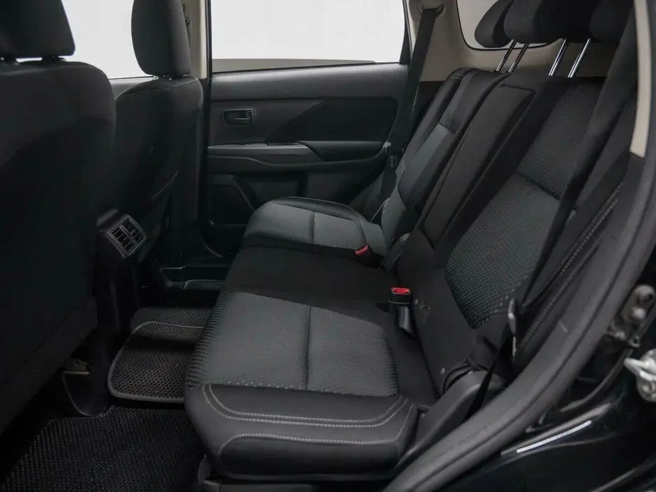 Mitsubishi Outlander, 2018 г.