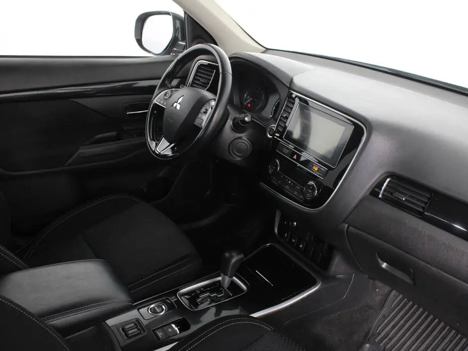 Mitsubishi Outlander, 2018 г.