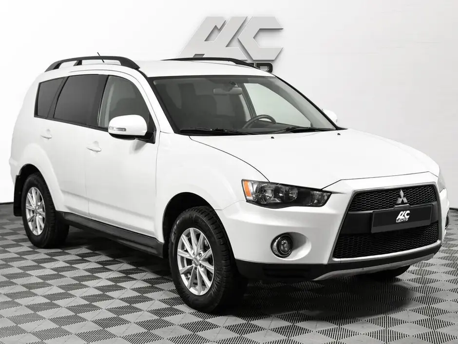 Mitsubishi Outlander, 2010 г.