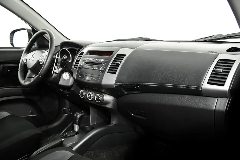 Mitsubishi Outlander, 2010 г.