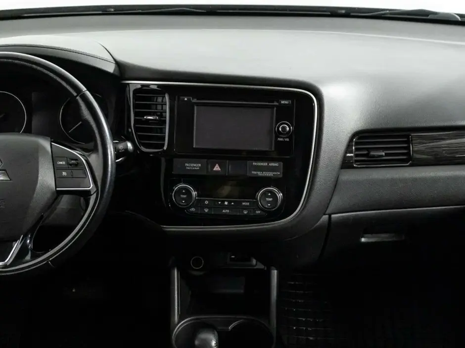 Mitsubishi Outlander, 2016 г.