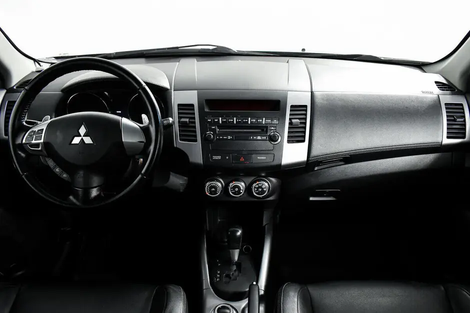 Mitsubishi Outlander, 2012 г.