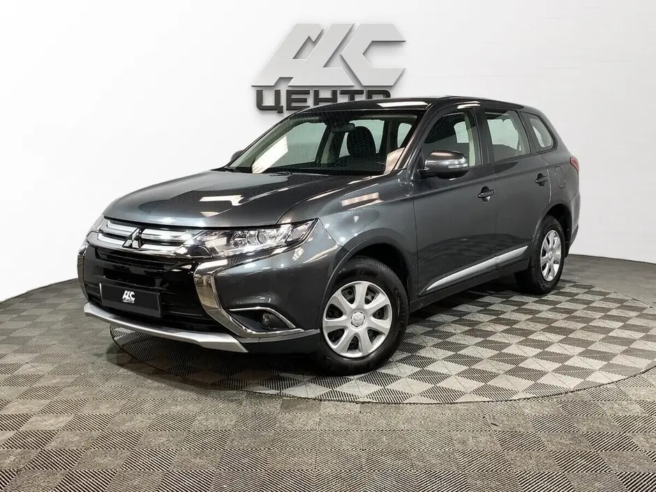 Mitsubishi Outlander, 2017 г.