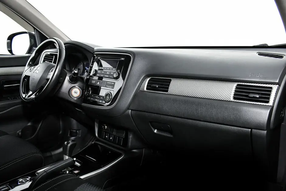 Mitsubishi Outlander, 2017 г.
