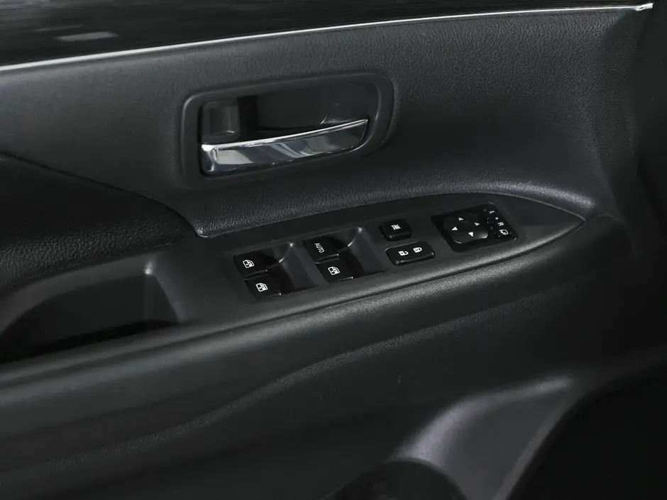 Mitsubishi Outlander, 2017 г.