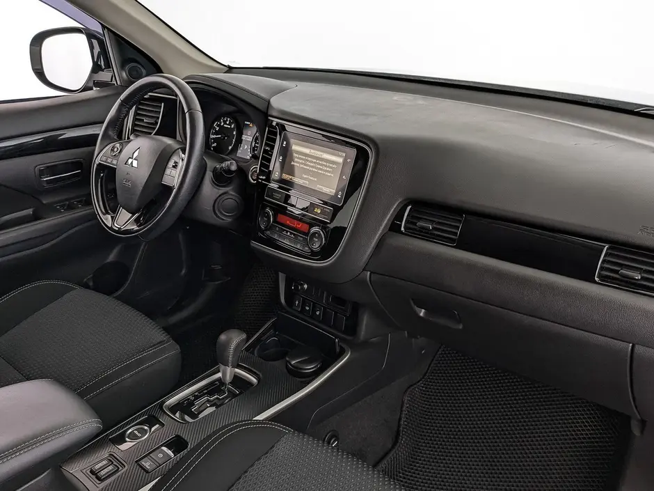 Mitsubishi Outlander, 2016 г.