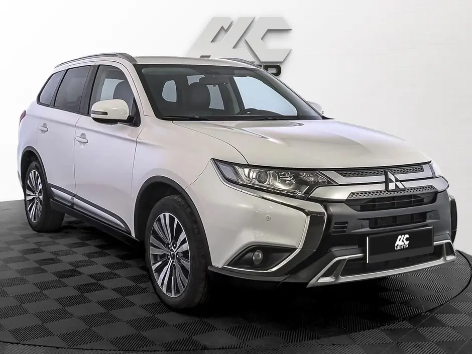 Mitsubishi Outlander, 2019 г.