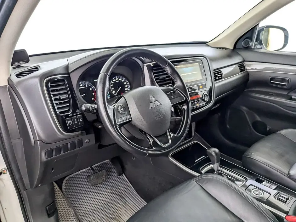 Mitsubishi Outlander, 2019 г.