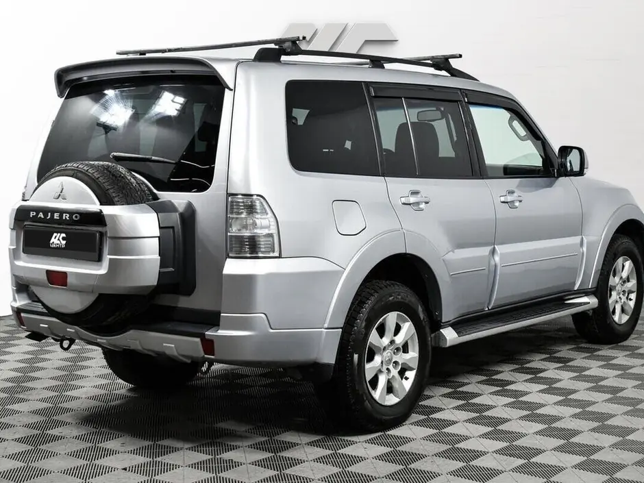 Mitsubishi Pajero, 2011 г.