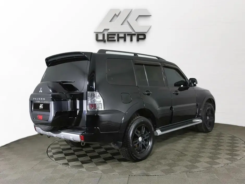 Mitsubishi Pajero, 2017 г.