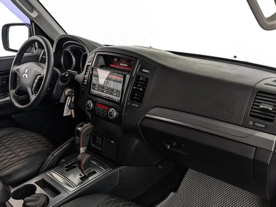 Mitsubishi Pajero, 2011 г.